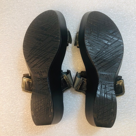 Naot Women’s Metallic Wedge Sandals, Size 39 - Picture 6 of 7
